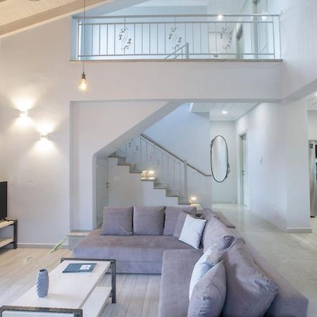 Panoutsis Villa - Sivros Lefkada 外观 照片